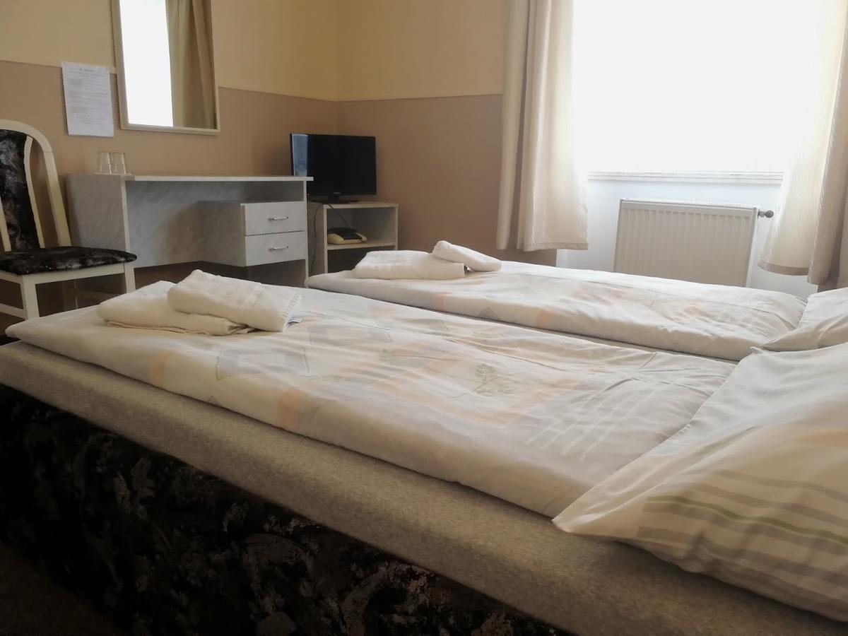 Hotel Wertheim Prága Kültér fotó