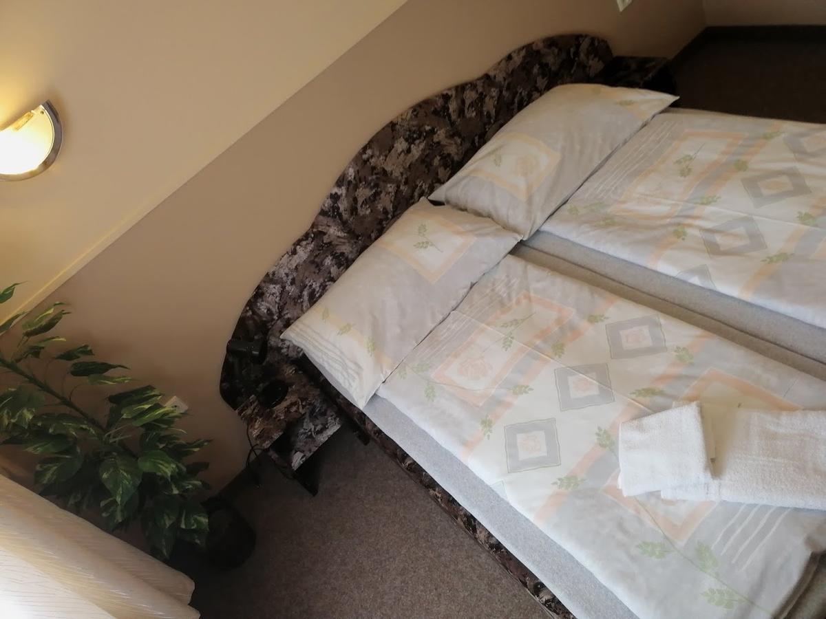 Hotel Wertheim Prága Kültér fotó