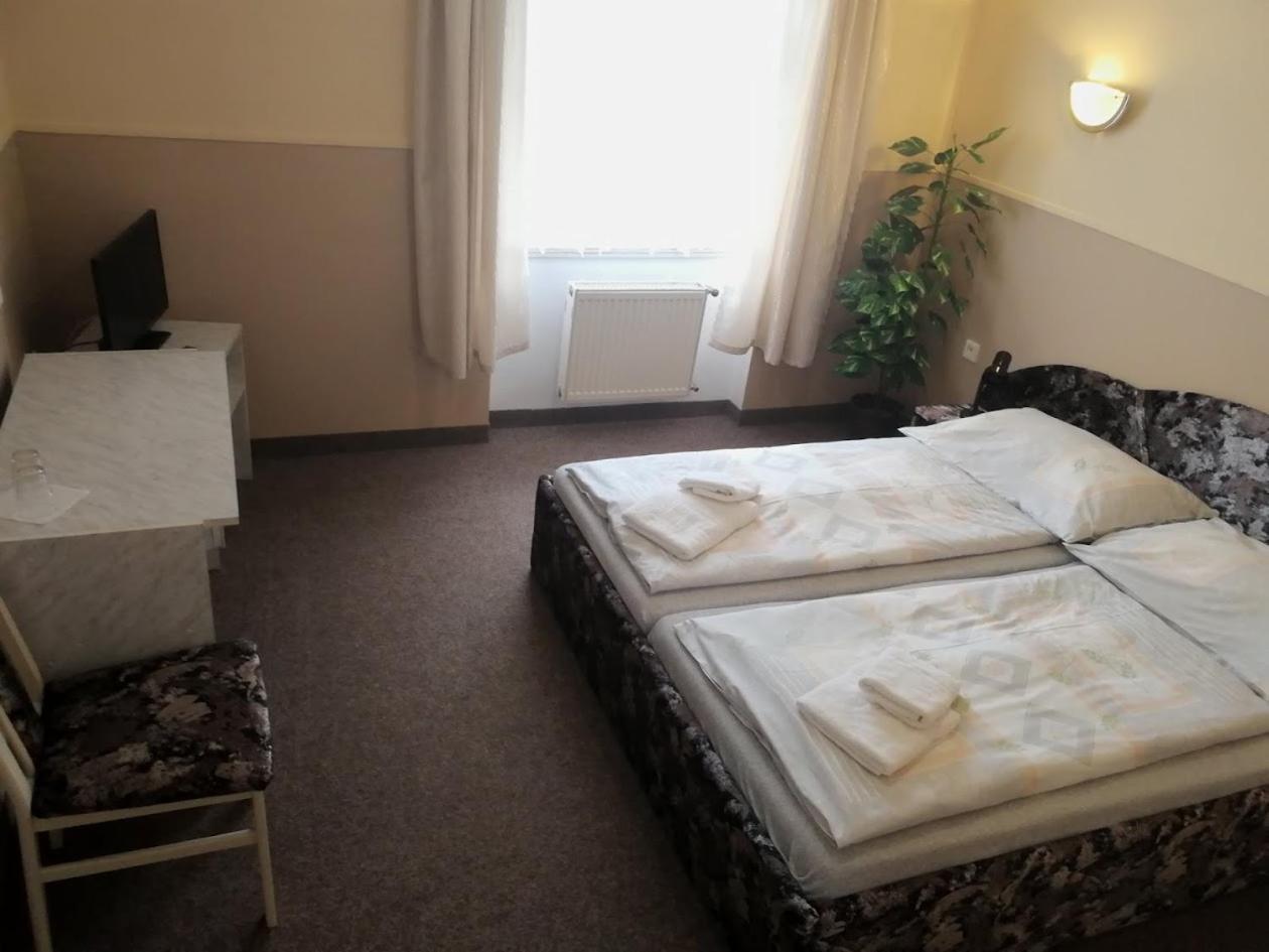 Hotel Wertheim Prága Kültér fotó