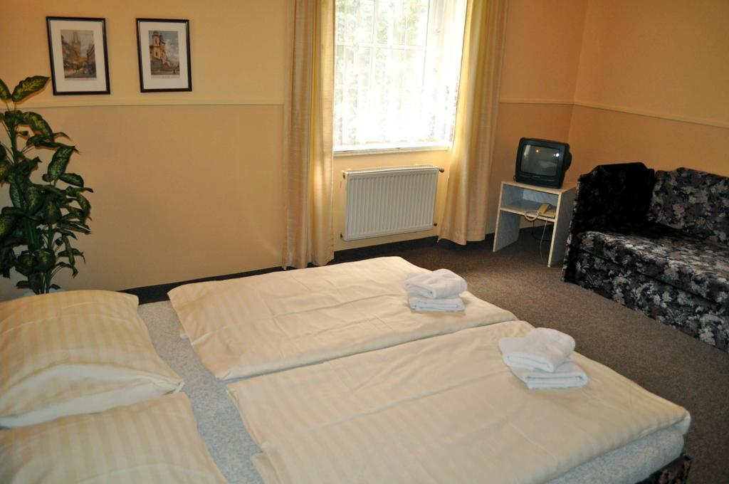 Hotel Wertheim Prága Szoba fotó