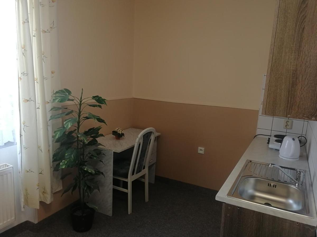 Hotel Wertheim Prága Kültér fotó